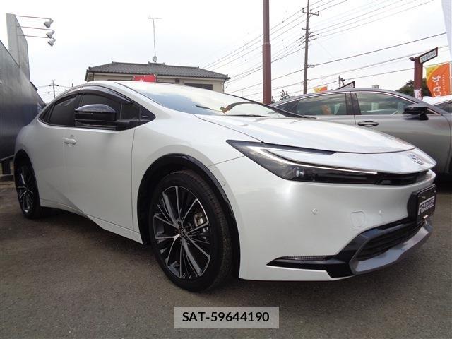 Toyota PRIUS 2025-01 8209578-2
