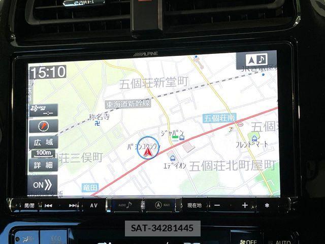Toyota PRIUS 2018-02 8209619-2