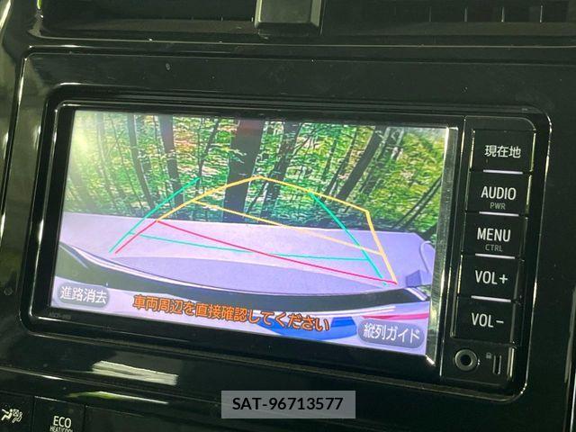 Toyota PRIUS 2018-08 8209602-2