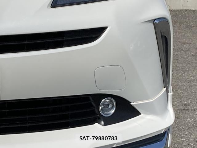 Toyota PRIUS 2019-06 8209587-11