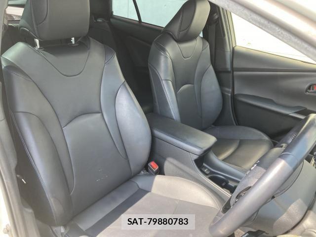 Toyota PRIUS 2019-06 8209587-21