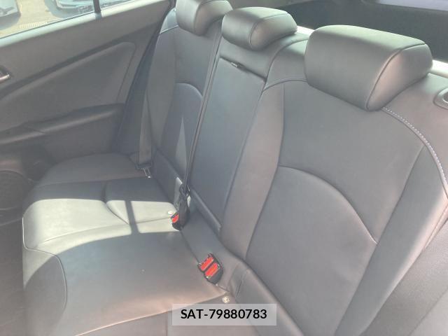 Toyota PRIUS 2019-06 8209587-25