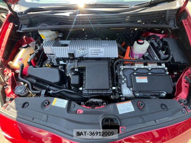 Toyota PRIUS 2015-07 8209653-29