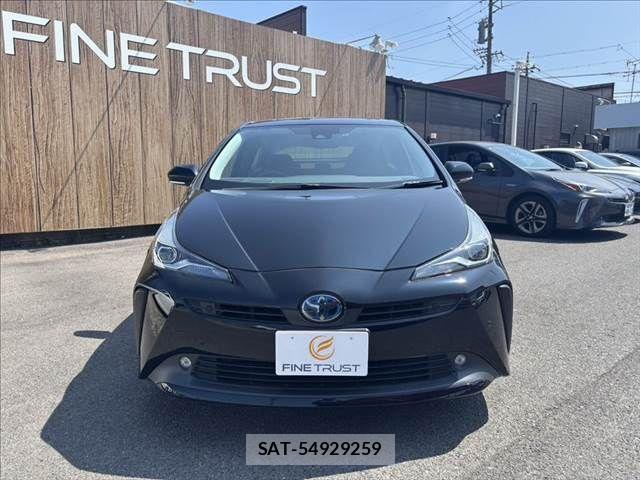 Toyota PRIUS 2019-07 8209623-15