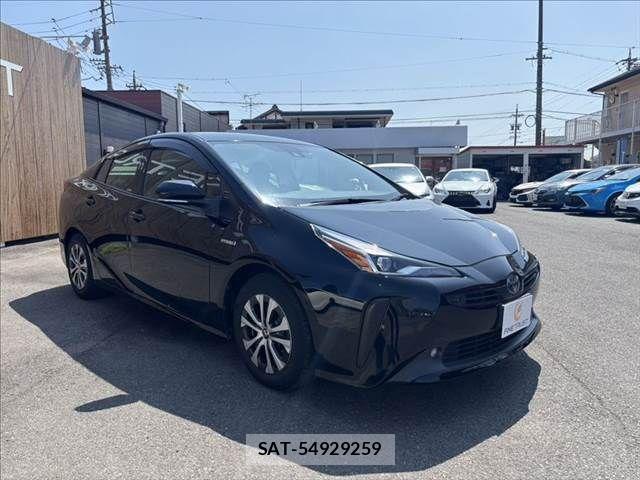 Toyota PRIUS 2019-07 8209623-16