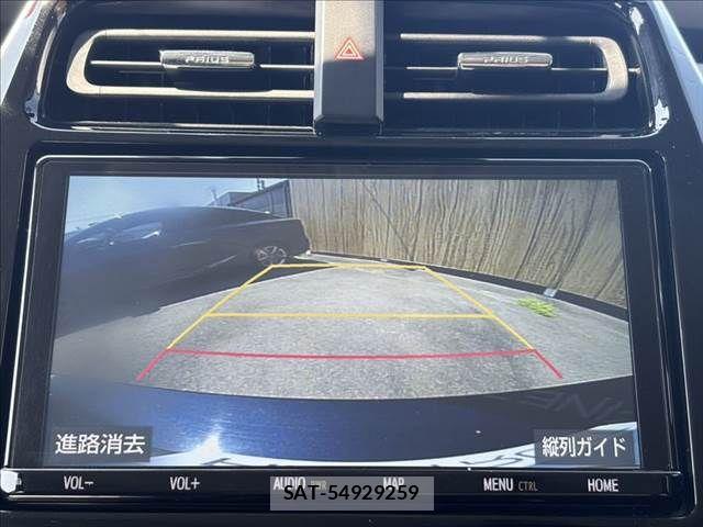 Toyota PRIUS 2019-07 8209623-4