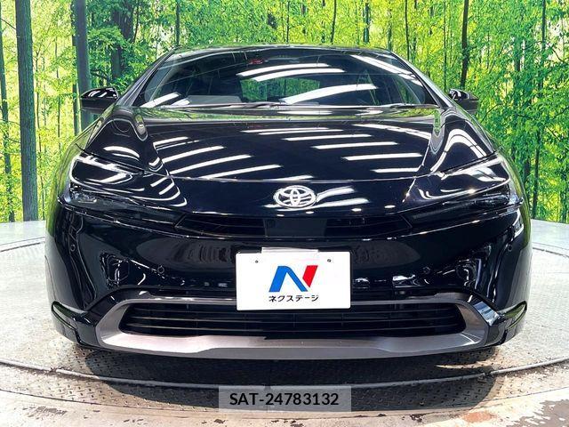 Toyota PRIUS 2025-03 8209568-13