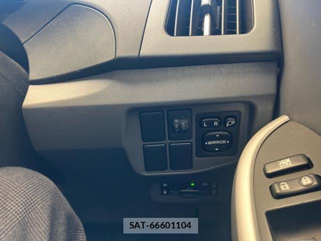 Toyota PRIUS 2011-11 8209662-22