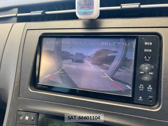 Toyota PRIUS 2011-11 8209662-27