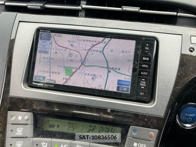 Toyota PRIUS 2013-08 8231360-24