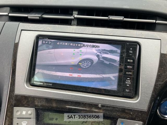 Toyota PRIUS 2013-08 8231360-25