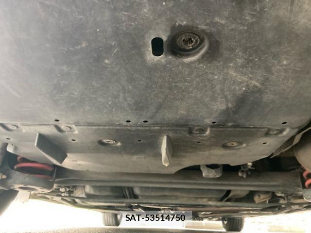Toyota PRIUS 2015-03 8231350-9