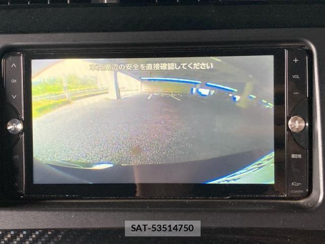 Toyota PRIUS 2015-03 8231350-24