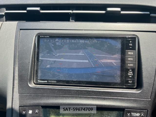 Toyota PRIUS 2010-02 8231363-9