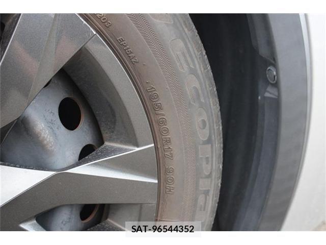 Toyota PRIUS 2023-02 8231329-19