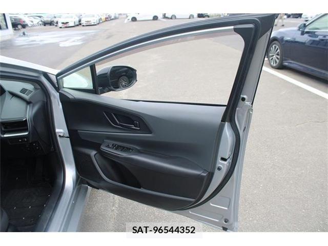 Toyota PRIUS 2023-02 8231329-20