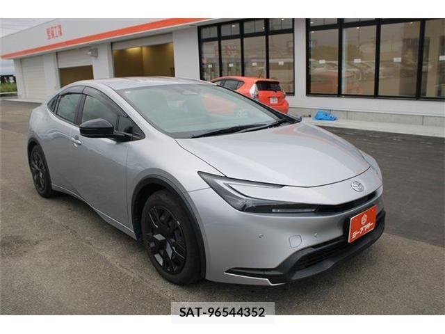 Toyota PRIUS 2023-02 8231329-2
