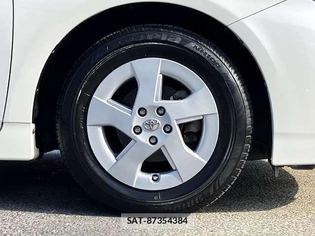 Toyota PRIUS 2011-08 8231346-3