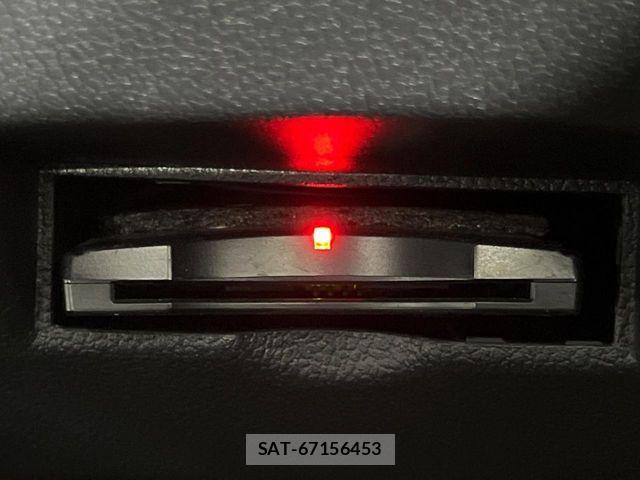 Toyota PRIUS 2016-06 8231332-6