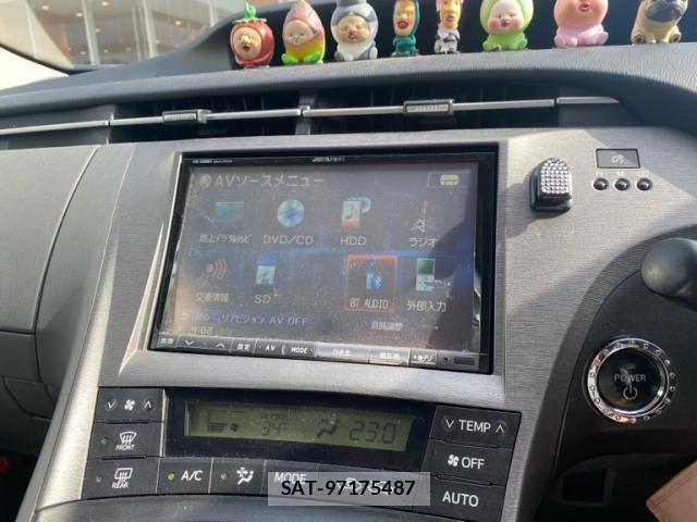 Toyota PRIUS 2011-11 8231373-16