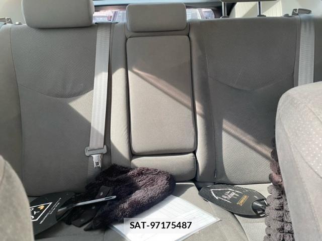 Toyota PRIUS 2011-11 8231373-24
