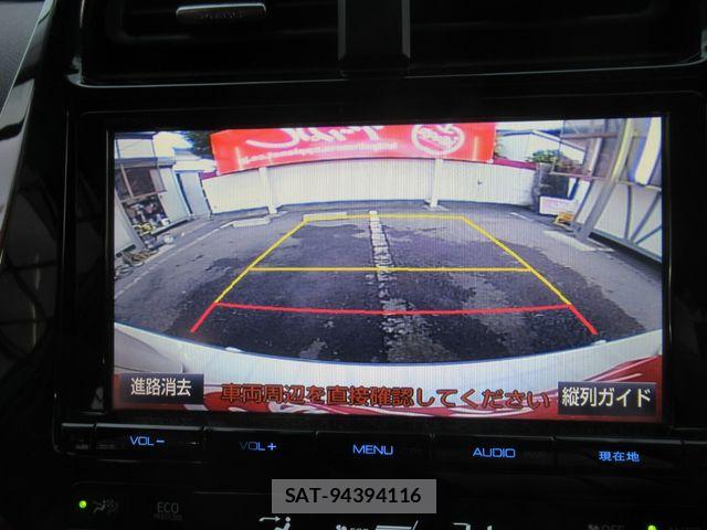 Toyota PRIUS 2017-05 8231334-16