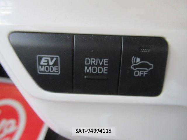 Toyota PRIUS 2017-05 8231334-18