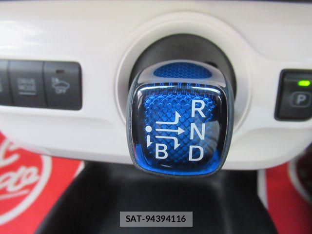 Toyota PRIUS 2017-05 8231334-22