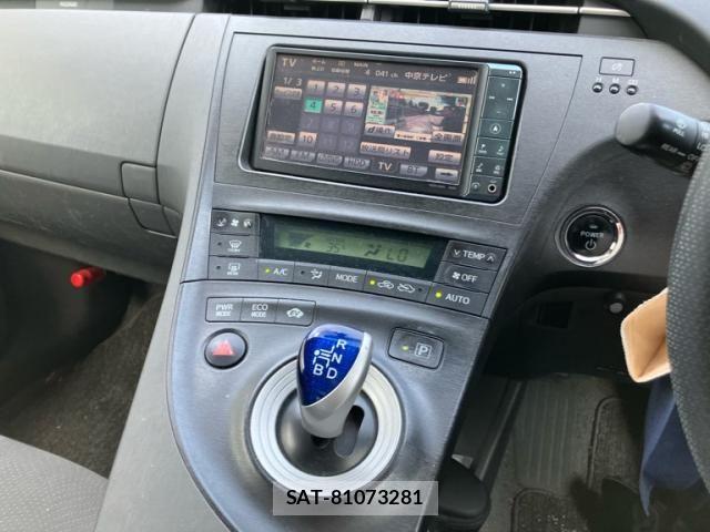 Toyota PRIUS 2010-08 8231375-15