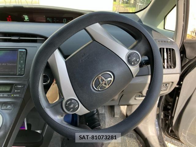 Toyota PRIUS 2010-08 8231375-17