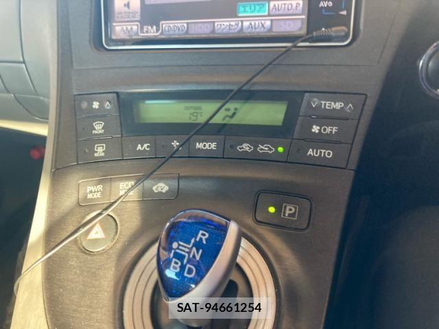 Toyota PRIUS 2009-09 8231362-19
