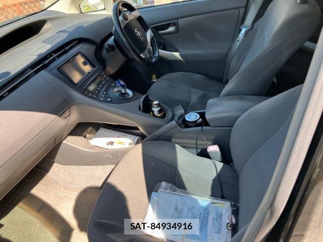 Toyota PRIUS 2010-10 8231377-11
