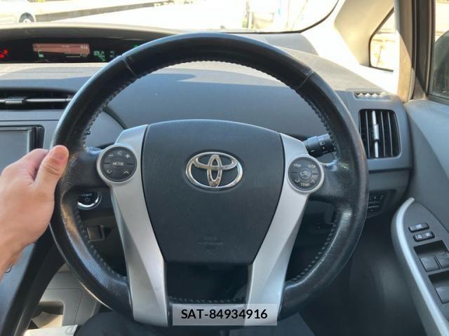 Toyota PRIUS 2010-10 8231377-16