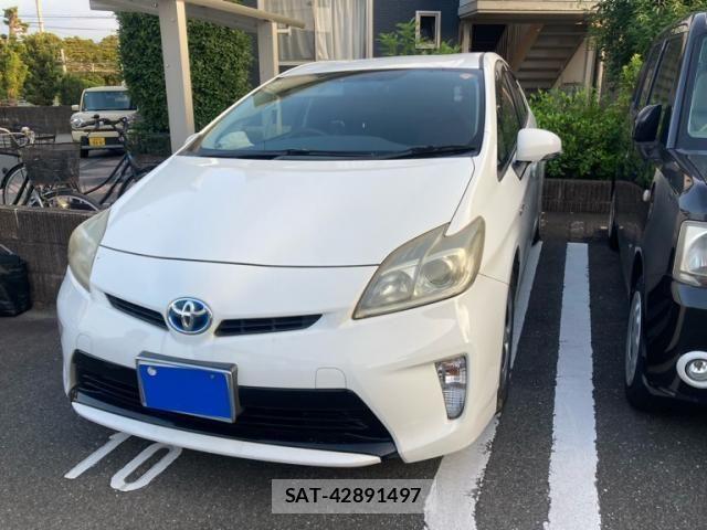 Toyota PRIUS 2014-05 8231364-0