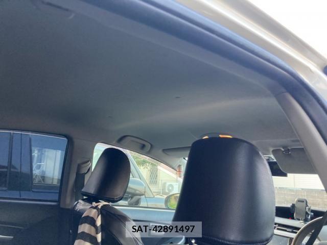 Toyota PRIUS 2014-05 8231364-10