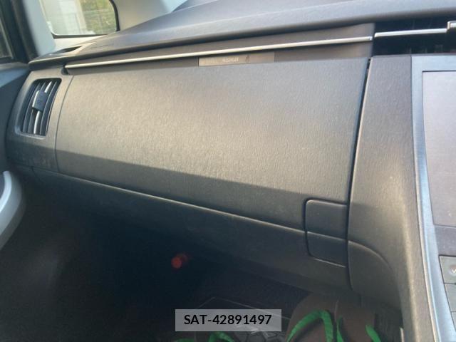 Toyota PRIUS 2014-05 8231364-20