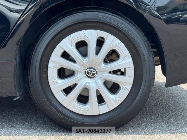Toyota PRIUS 2021-06 8231331-7