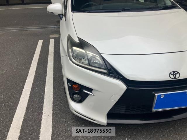Toyota PRIUS 2016-03 8231353-8