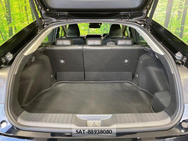 Toyota PRIUS 2023-10 8231325-10