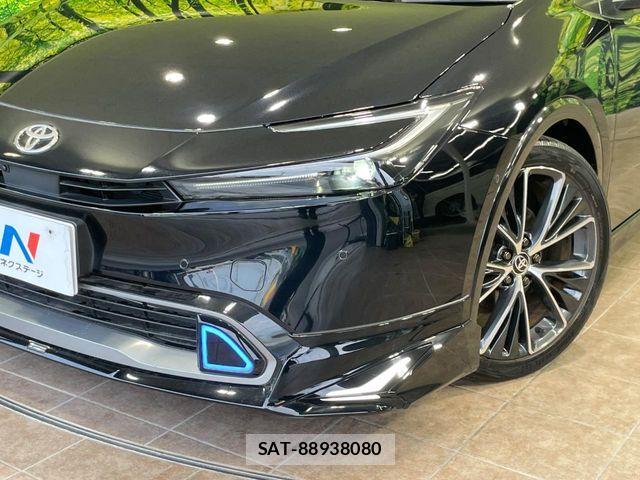 Toyota PRIUS 2023-10 8231325-11