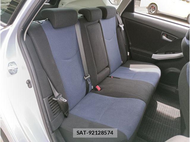 Toyota PRIUS 2014-03 8231348-9