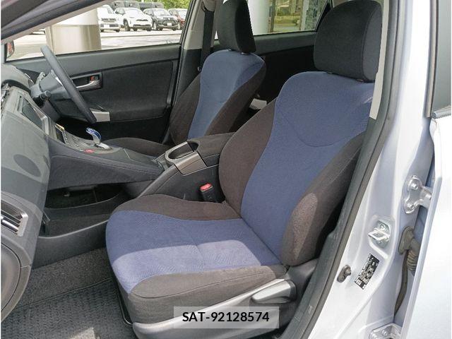 Toyota PRIUS 2014-03 8231348-11