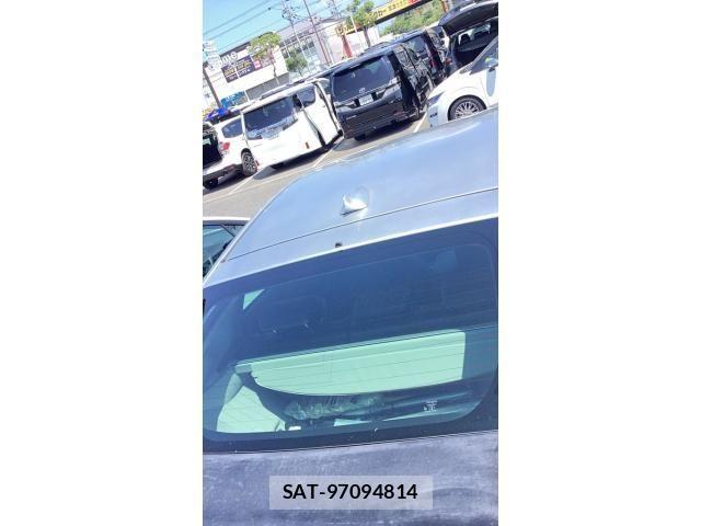 Toyota PRIUS 2012-02 8231359-4