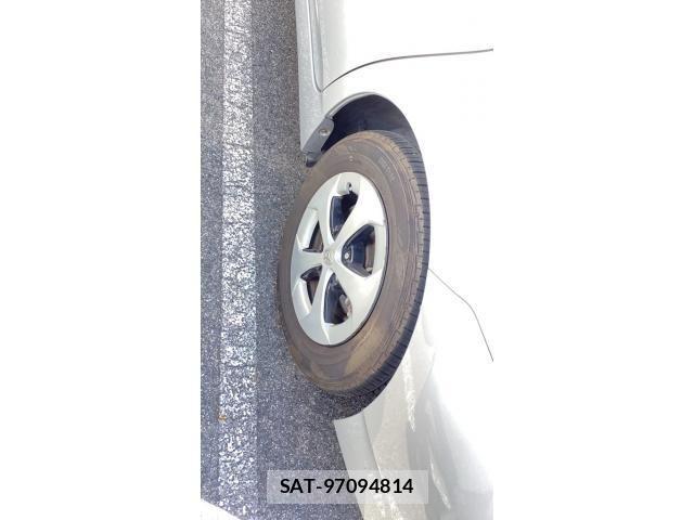Toyota PRIUS 2012-02 8231359-5