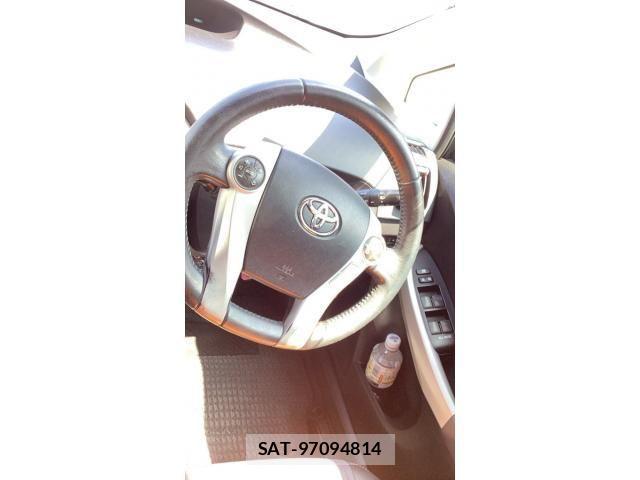 Toyota PRIUS 2012-02 8231359-8