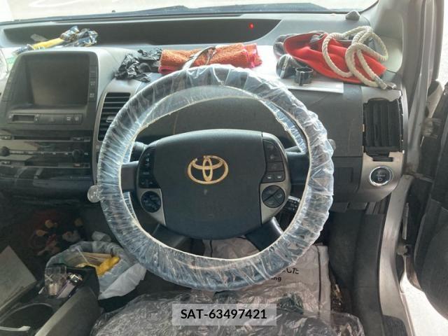 Toyota PRIUS 2008-03 8231355-13