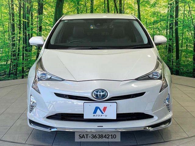 Toyota PRIUS 2017-01 8231335-13
