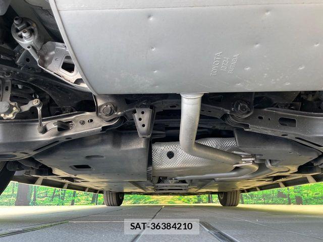 Toyota PRIUS 2017-01 8231335-18