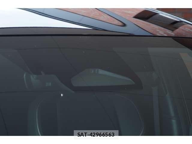 Toyota PRIUS 2023-06 8231326-11