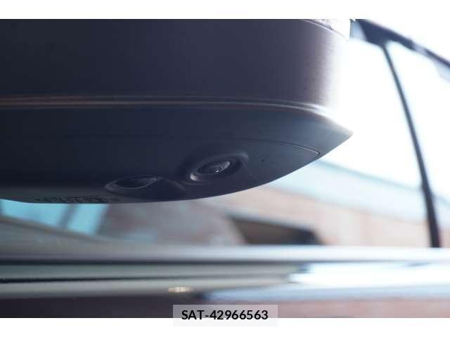 Toyota PRIUS 2023-06 8231326-13